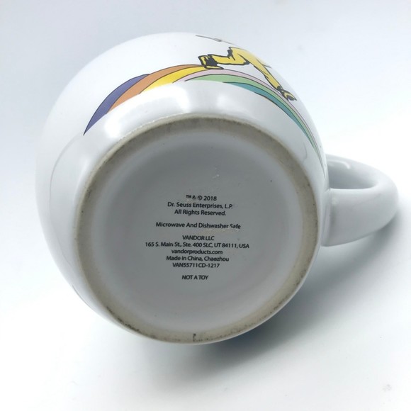 Dr. Seuss You're Off to Great Places White Coffee Mug Balloons Blue Inside 18 oz - Picture 5 of 8